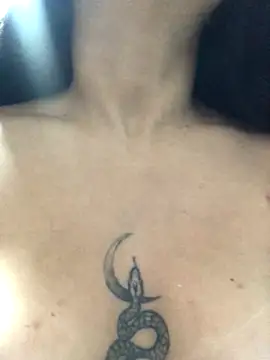 SweetLatiin  online show from 09-12-25, 09:25