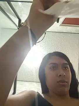 SweetLatiin  online show from 11-10-25, 08:36