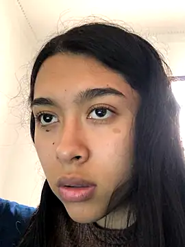 SweetLatiin  online show from 11-05-25, 07:06