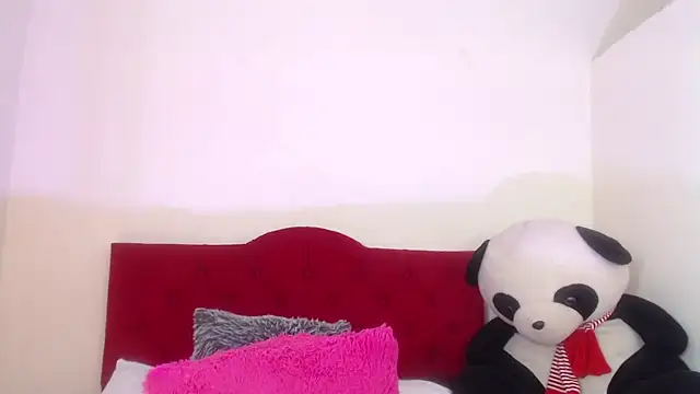 Luluu 08 online show from 02-20-25, 05:30