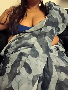 Snapshot of bigboobyrush chatting on 03-22-26, 06:15 bigboobyrush online show from 03-22-26, 06:15