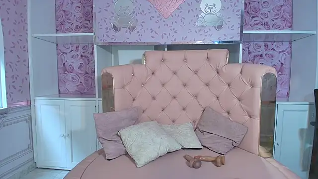 Snapshot of Bonnie__milf chatting on 03-11-25, 11:55 Bonnie milf online show from 03-11-25, 11:55