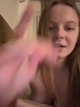 wrenlie online show from 10-03-25, 05:47