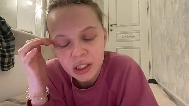 wrenlie online show from 04-13-26, 09:08