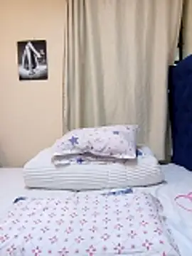 Sexyxcurves online show from 04-12-26, 08:50