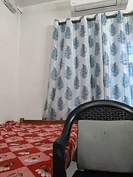 MALLUSING555 online show from 05-24-26, 06:35