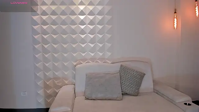 MariaHerrera  online show from 03-08-26, 02:04