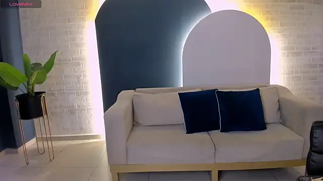 MariaHerrera  online show from 11-22-25, 09:57