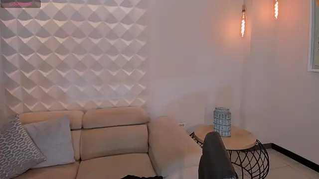 MariaHerrera  online show from 10-12-25, 08:10