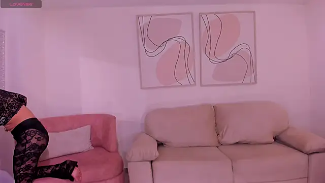 MariaHerrera  online show from 11-13-25, 09:51