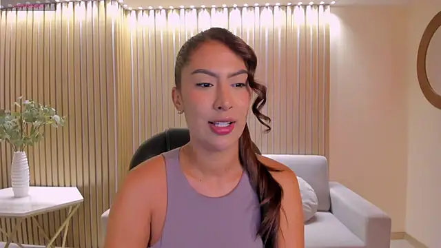 Snapshot of ArianaDumont chatting on 06-01-26, 11:10 ArianaDumont online show from 06-01-26, 11:10