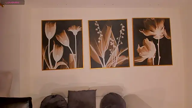 ArianaDumont online show from 03-22-26, 11:12