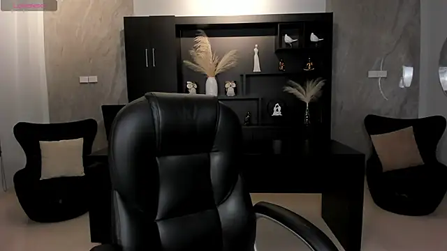 Snapshot of KatieStonne chatting on 10-09-25, 04:13 KatieStonne online show from 10-09-25, 04:13