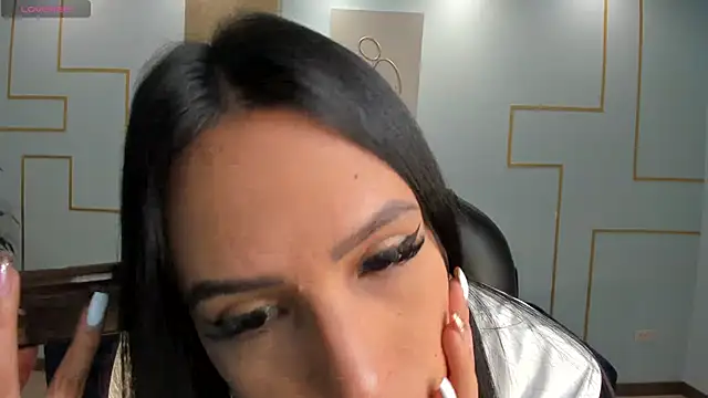 Snapshot of KatieStonne chatting on 03-07-25, 03:29 KatieStonne online show from 03-07-25, 03:29