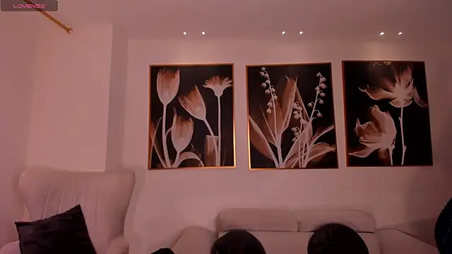 Snapshot of KatieStonne chatting on 02-11-26, 11:32 KatieStonne online show from 02-11-26, 11:32