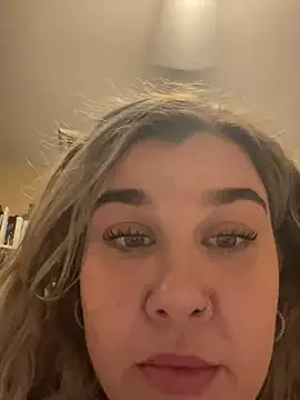 LolaBeretta online show from 03-01-25, 12:07