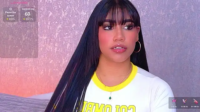 Snapshot of Salome_Diaz_ chatting on 06-18-26, 04:55 Salome Diaz online show from 06-18-26, 04:55