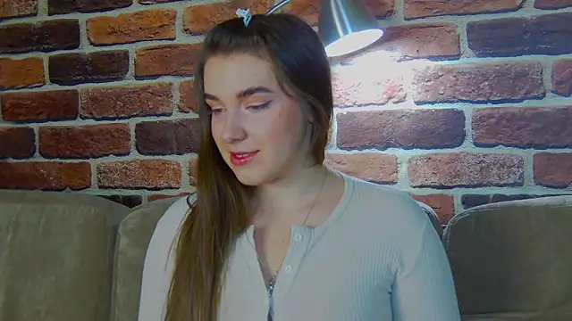 Sofia Hugs online show from 02-09-26, 06:06