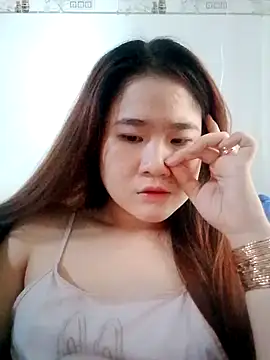 Sahara-lovexoxo online show from 09-15-25, 02:01