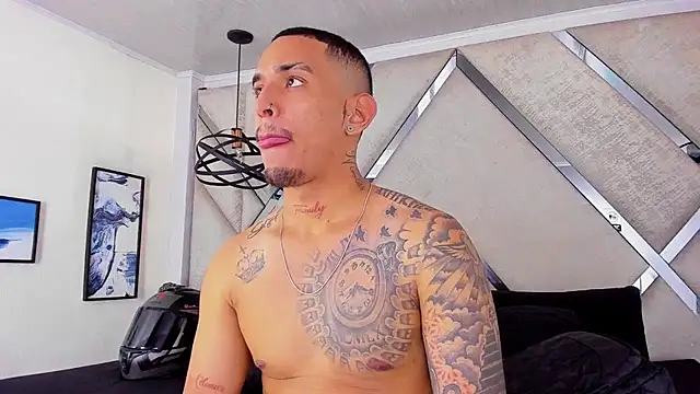 Damian09  online show from 11-07-25, 02:43