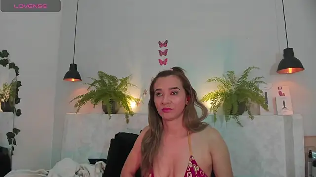 Snapshot of penelope_handaos chatting on 09-27-25, 08:42 penelope handaos online show from 09-27-25, 08:42