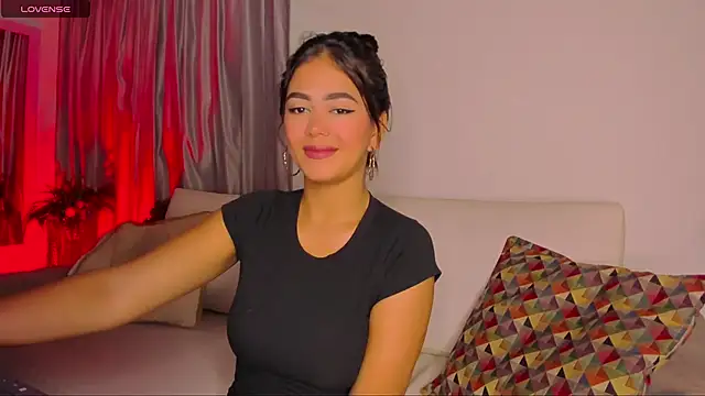 Snapshot of azzahara069 chatting on 01-09-25, 02:43 azzahara069 online show from 01-09-25, 02:43
