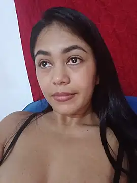Snapshot of azzahara069 chatting on 05-31-26, 01:33 azzahara069 online show from 05-31-26, 01:33