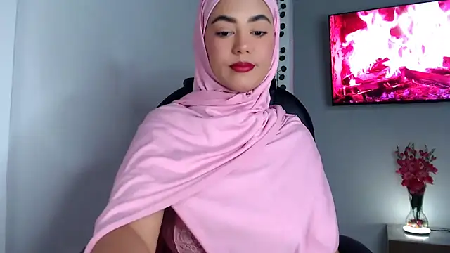 Snapshot of azzahara069 chatting on 05-06-26, 02:04 azzahara069 online show from 05-06-26, 02:04