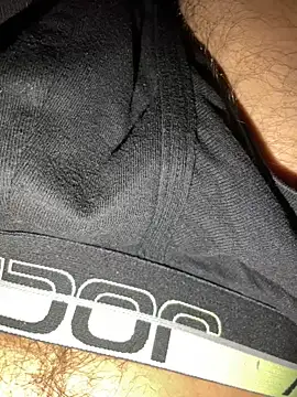 Snapshot of Desibullrck chatting on 12-22-24, 05:10 Desibullrck online show from 12-22-24, 05:10