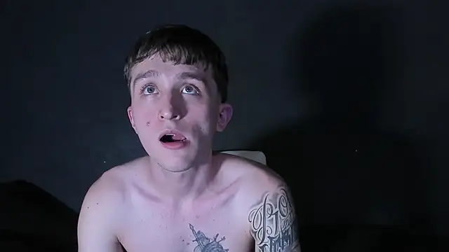 Dylanwhite23  online show from 12-04-25, 07:24