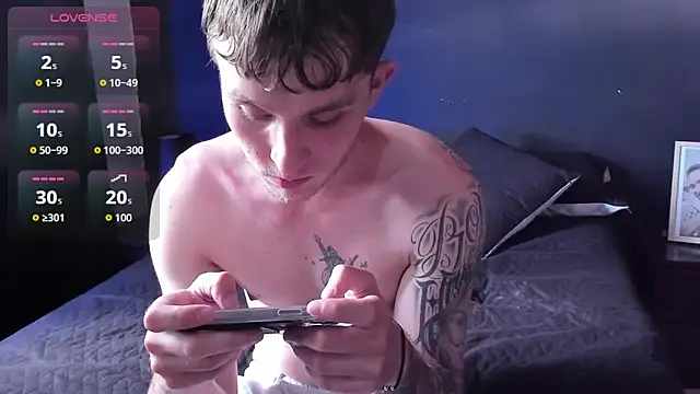 Dylanwhite23  online show from 12-14-25, 07:08