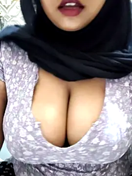 Indian-Nazia online show from 07-08-26, 06:52