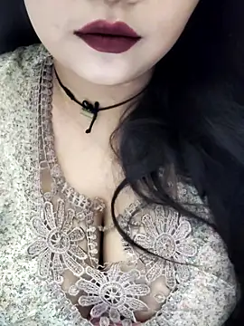 Indian-Nazia online show from 05-18-26, 06:12
