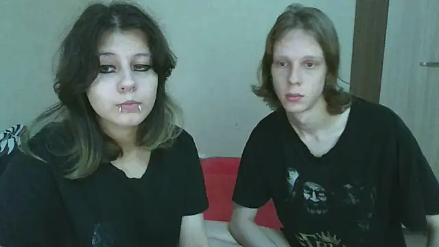 Snapshot of Crystal_Love_Porn chatting on 10-14-25, 01:12 Crystal Love Porn online show from 10-14-25, 01:12