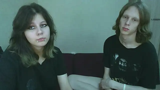 Snapshot of Crystal_Love_Porn chatting on 11-14-25, 10:02 Crystal Love Porn online show from 11-14-25, 10:02