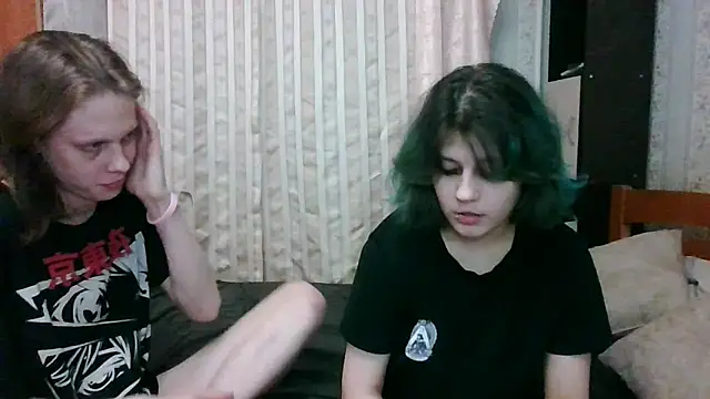 Snapshot of Crystal_Love_Porn chatting on 03-09-25, 09:57 Crystal Love Porn online show from 03-09-25, 09:57