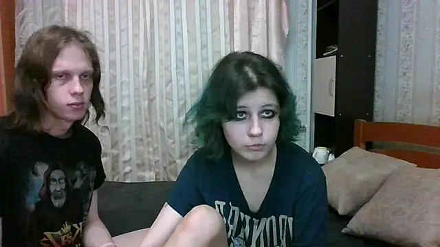 Snapshot of Crystal_Love_Porn chatting on 03-05-25, 08:21 Crystal Love Porn online show from 03-05-25, 08:21