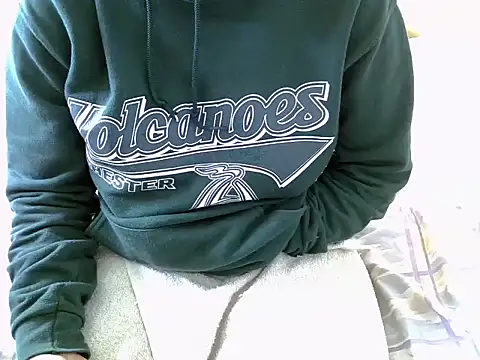 prettylacey3 online show from 06-03-26, 10:27