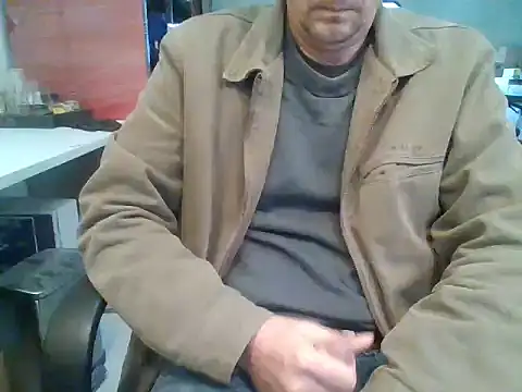 Raimundo1971 online show from 05-08-26, 02:43