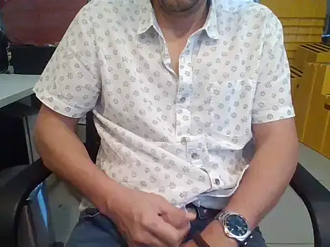 Raimundo1971 online show from 11-25-25, 03:01