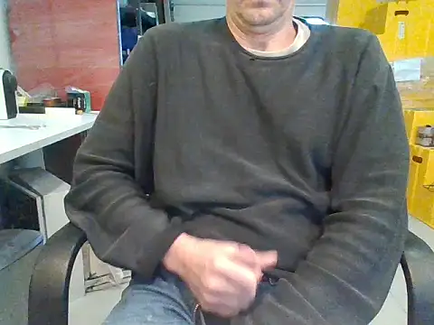 Raimundo1971 online show from 11-12-25, 02:21