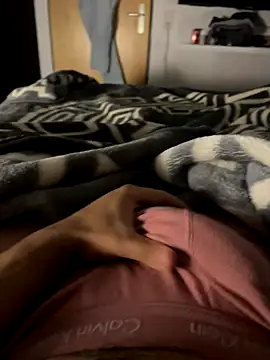 kevinxrcmk18 online show from 11-18-25, 10:24