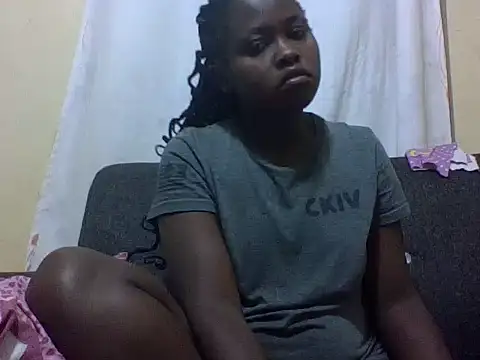 Snapshot of Sweetcecie01 chatting on 06-01-26, 09:36 Sweetcecie01 online show from 06-01-26, 09:36