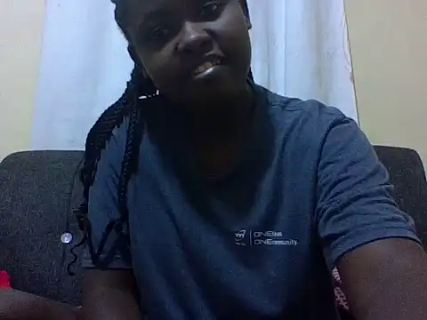 Snapshot of Sweetcecie01 chatting on 06-04-26, 07:29 Sweetcecie01 online show from 06-04-26, 07:29
