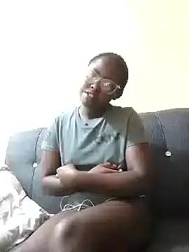 Sweetcecie01 online show from 11-04-25, 09:07