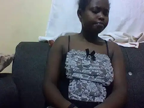 Snapshot of Sweetcecie01 chatting on 05-02-26, 08:14 Sweetcecie01 online show from 05-02-26, 08:14