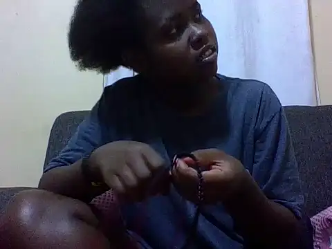 Snapshot of Sweetcecie01 chatting on 05-07-26, 08:45 Sweetcecie01 online show from 05-07-26, 08:45