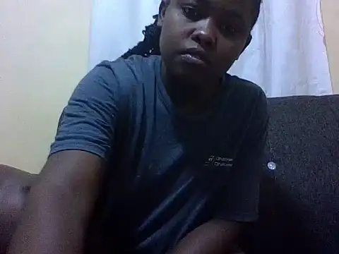 Snapshot of Sweetcecie01 chatting on 06-05-26, 08:25 Sweetcecie01 online show from 06-05-26, 08:25
