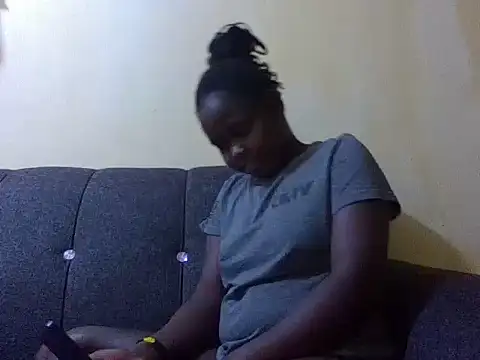 Sweetcecie01 online show from 12-14-25, 07:19