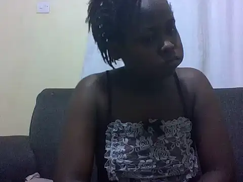 Sweetcecie01 online show from 03-06-26, 09:21